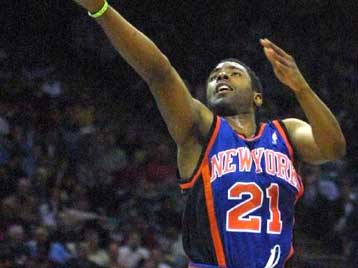 «Μαύρη» νύχτα για τους Νιου Γιορκ Νικς επεφύλασσαν οι Σάρλοτ Χόρνετς