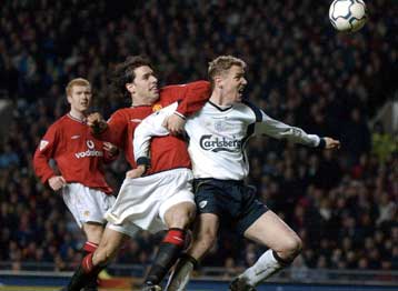 Μεγάλη εκτός έδρας νίκη της Λίβερπουλ επί της Μάντσεστερ Γιουνάιτεντ