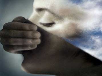 Οι γυναίκες «μυρίζονται» τον ιδανικό σύντροφο, υποστηρίζουν ερευνητές