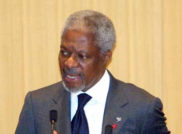 Σε διάλογο παρακινεί Ινδία και Πακιστάν ο ΓΓ του ΟΗΕ, Κόφι Ανάν