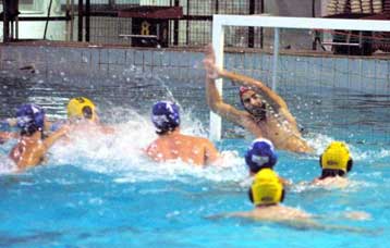 Περίπατος για Ολυμπιακό, βήμα παραμονής για Χανιά