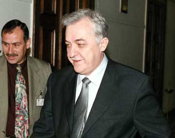 Παρέμβαση του υπουργείου Υγείας για την είσοδο των πανεπιστημιακών γιατρών στις κλινικές