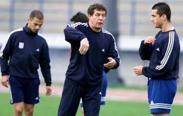 Περισσότερες οι πιθανότητες της Ελλάδας για τη 2η θέση, σύμφωνα με τον Ο.Ρεχάγκελ