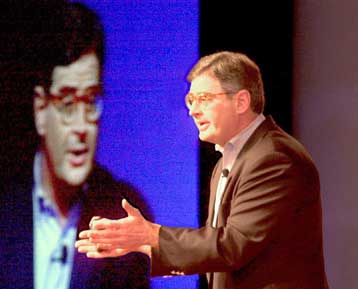 H IBM λανσάρει στην αγορά τα πρώτα mainframe μόνο με Linux