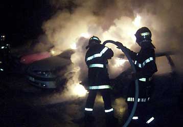 Δύο νεκροί και 20 τραυματίες από πυρκαγιά σε εστία υποδοχής μεταναστών στη Γαλλία