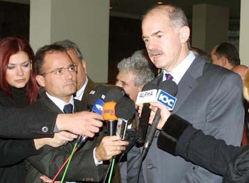 Η ΕΕ εξακολουθεί να αντιτίθεται στην απόσχιση του Μαυροβουνίου δηλώνει ο Παπανδρέου