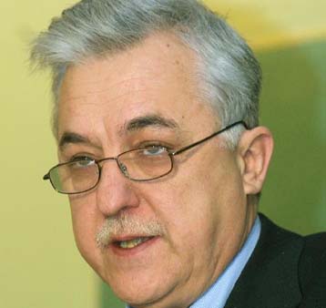 «Η μεταρρύθμιση εφαρμόζεται» τονίζει ο Αλέκος Παπαδόπουλος