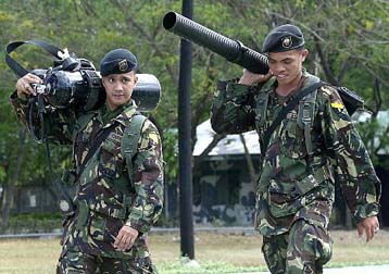 Αναβάλλονται οι κοινές επιχειρήσεις ΗΠΑ – Φιλιππίνων κατά των ισλαμιστών ανταρτών