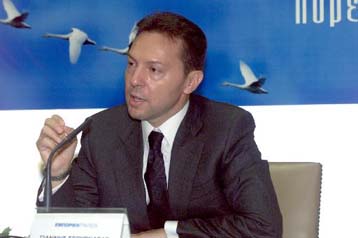 Αύξηση της συμμετοχής της στην Εμπορική σχεδιάζει η Credit Agricole