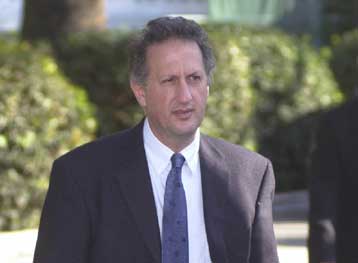 Το ΠΑΣΟΚ δεν θα επιστρέψει στην εσωστρέφεια, τόνισε ο Σκανδαλίδης