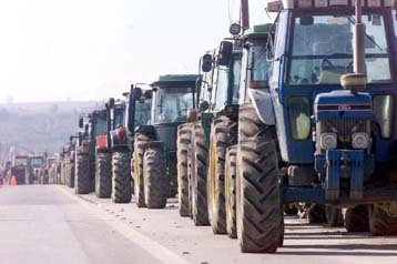 Επαφές με τα κόμματα και τον Γιώργο Δρυ αποφάσισαν οι αγροτοσυνδικαλιστές