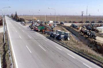 Εν αναμονή του καθορισμού της τιμής του βάμβακος από το υπουργείο Γεωργίας οι αγρότες