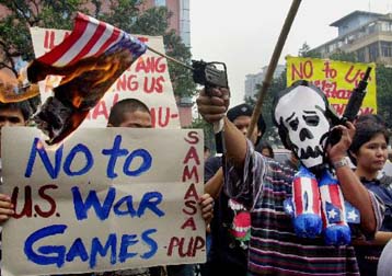 Δριμείες αντιδράσεις στις Φιλιππίνες για την αμερικανική στρατιωτική πρωτοβουλία