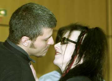 Σε πολυετή κάθειρξη για τη δολοφονία νεαρού καταδικάστηκαν οι σατανιστές στη Γερμανία