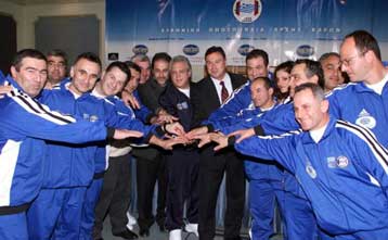 Οι προπονητές των μεταλλίων για το 2004 – Δεν αλλάζουν κατηγορία Δήμας και Καχιασβίλι