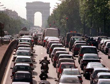 Επιδεινώθηκε τον Ιανουάριο η καταναλωτική εμπιστοσύνη στη Γαλλία