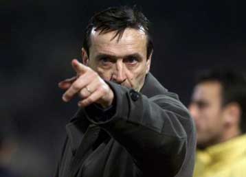 Με τον κόσμο δωδέκατο παίκτη, ο Ταρντί ελπίζει στη νίκη του Αρη κόντρα στον ΠΑΟΚ