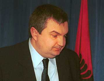 Το Σοσιαλιστικό Κόμμα δεν αποφάσισε ποιος θα είναι ο διάδοχος του Μέτα