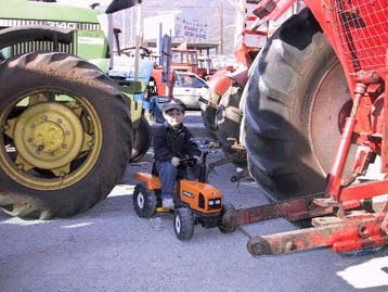 Την Τρίτη τελικά το «ραντεβού» του υπουργού Γεωργίας με τους αγρότες