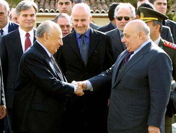 Συζητήθηκε και η ασφάλεια από Κληρίδη και Ντενκτάς, σειρά παίρνει το εδαφικό