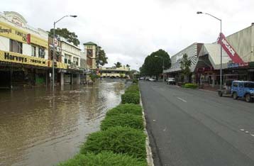 Καταρρακτώδεις βροχές και πλημμύρες πλήττουν την ανατολική Αυστραλία