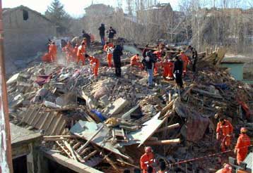 Λιγοστές οι ελπίδες για ανεύρεση επιζώντων στην Τουρκία