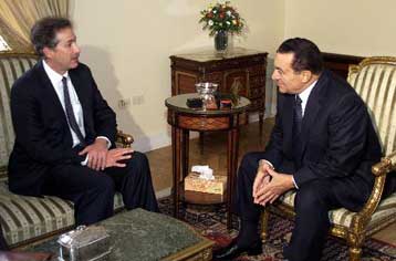 Δεσμεύσεις των ΗΠΑ στο Μεσανατολικό εν αναμονή και της επίσκεψης Σαρόν στις ΗΠΑ