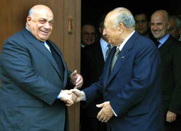 Το θέμα της ασφάλειας κυριάρχησε στη δέκατη συνάντηση Κληρίδη – Ντενκτάς