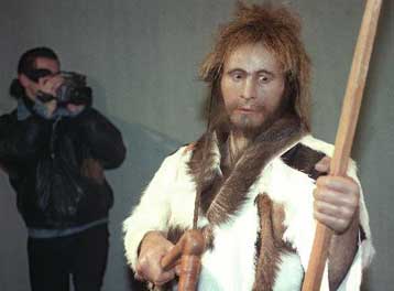 Από βέλος σκοτώθηκε ο Άνθρωπος των Πάγων πριν από 5.300 χρόνια εικάζουν επιστήμονες