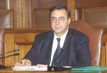 Κατατίθεται τη Δευτέρα το νομοσχέδιο για την ενίσχυση της επιχειρηματικότητας