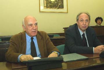 Έτοιμοι οι εκλογικοί κατάλογοι έως το Μάρτιο, δηλώνει ο Λάμπρος Παπαδήμας