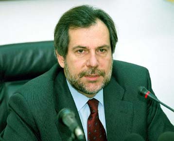 «Στον αγώνα για τη νίκη» υπόσχεται ο Χρήστος Παπουτσής και ετοιμάζει ανοίγματα