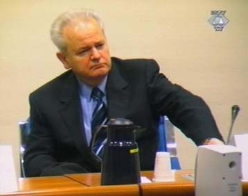 Αρχισε η δίκη του τέως προέδρου της Γιουγκοσλαβίας