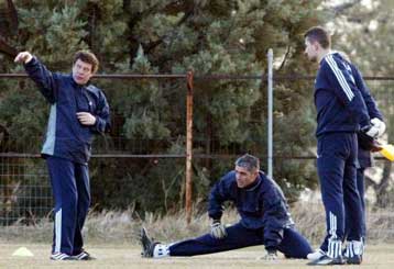 Κριτήριο η προσφορά και όχι η ομάδα για την εθνική του Ότο Ρεχάγκελ