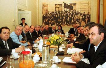 Αυξήσεις 6,7% και μείωση ωρών εργασίας ζήτησε η ΓΣΕΕ από τους εργοδότες