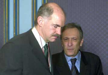 Παπανδρέου και Τζεμ συμφώνησαν να ξεκινήσουν τις διερευνητικές επαφές