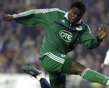 Διαψεύδει την πρόταση της Μίντλεσμπρο στον Μπόατεγκ ο μάνατζέρ του