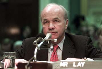 Σιγήν ιχθύος τήρησε ο τέως πρόεδρος της Enron στο Κογκρέσο