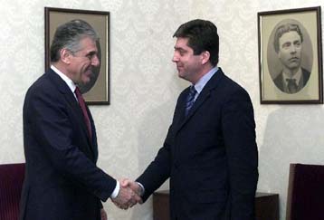 Τα θέματα ενέργειας κυριάρχησαν στην επίσκεψη Παπαντωνίου στη Βουλγαρία