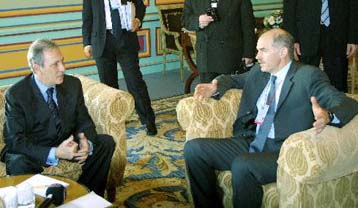 Υπέρ της ένταξης της Βουλγαρίας και της Ρουμανίας στο ΝΑΤΟ οι Παπανδρέου και Τζεμ