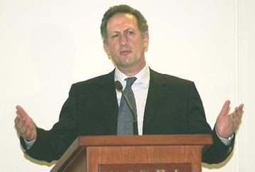 Το χρονοδιάγραμμα του εκσυγχρονισμού της Δημόσιας Διοίκησης παρουσίασε ο Σκανδαλίδης