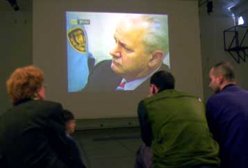 Παράνομο το Διεθνές Ποινικό Δικαστήριο, υποστήριξε στην τοποθέτησή του ο Μιλόσεβιτς