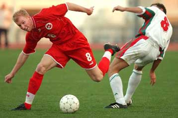 Το ελληνικό χρώμα των διεθνών φιλικών ποδοσφαίρου