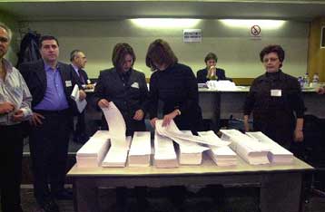 Εκλογική συνεργασία ΚΚΕ και ΔΗΚΚΙ για τη Νομαρχία Θεσσαλονίκης