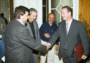 Στηρίζει η ΑΔΕΔΥ τις εξαγγελίες Σκανδαλίδη για προσλήψεις στο Δημόσιο εκτός ΑΣΕΠ