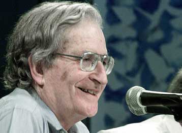 Τη δημιουργία αυτόνομου κουρδικού κράτους εντός και εκτός Τουρκίας ζητά ο Τσόμσκι