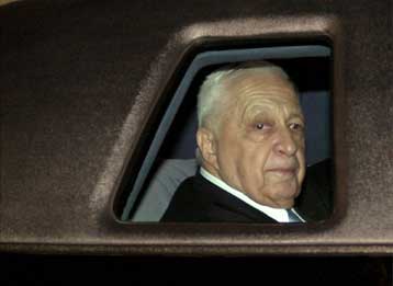 Απόφαση του Διεθνούς Δικαστηρίου ελαχιστοποιεί τις πιθανότητες παραπομπής του Σαρόν