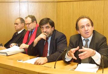 Στο 10,2% υποχώρησε η ανεργία το δεύτερο τρίμηνο του 2001