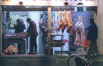 Πρόοδο αλλά και προβλήματα διαπιστώνει η Κομισιόν σε θέματα προστασίας του καταναλωτή