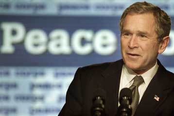 Ο πρώην πρόεδρος της Enron φέρεται να είχε επιχειρηματικούς δεσμούς με τον Μπους